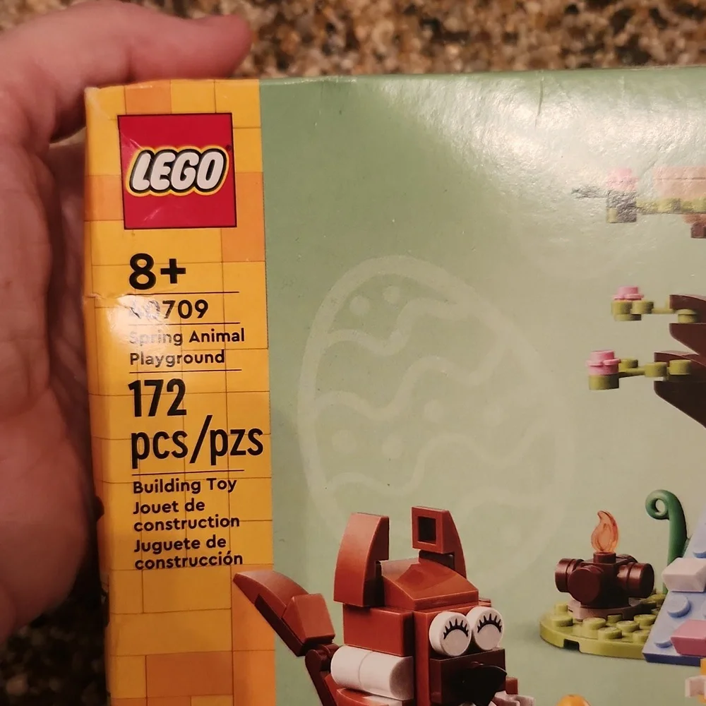 LEGO Spring Animal Playground‎